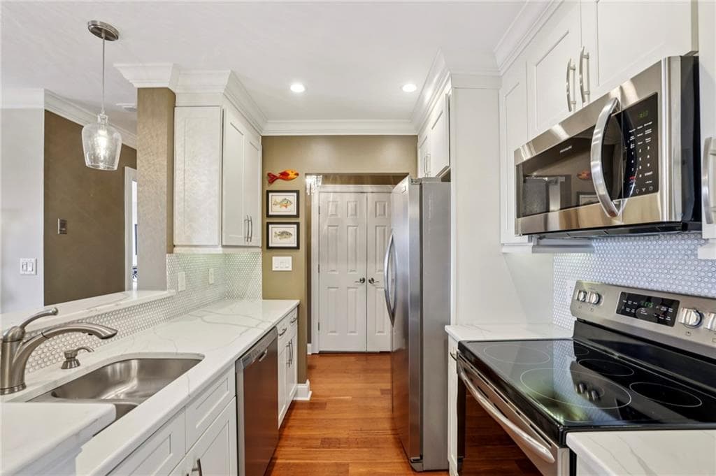 1 bedroom, 1 bathroom, 760 sq ft condominium for sale at 300 Johnson Ferry Road B804, Sandy Springs, GA 30328 — photo 7
