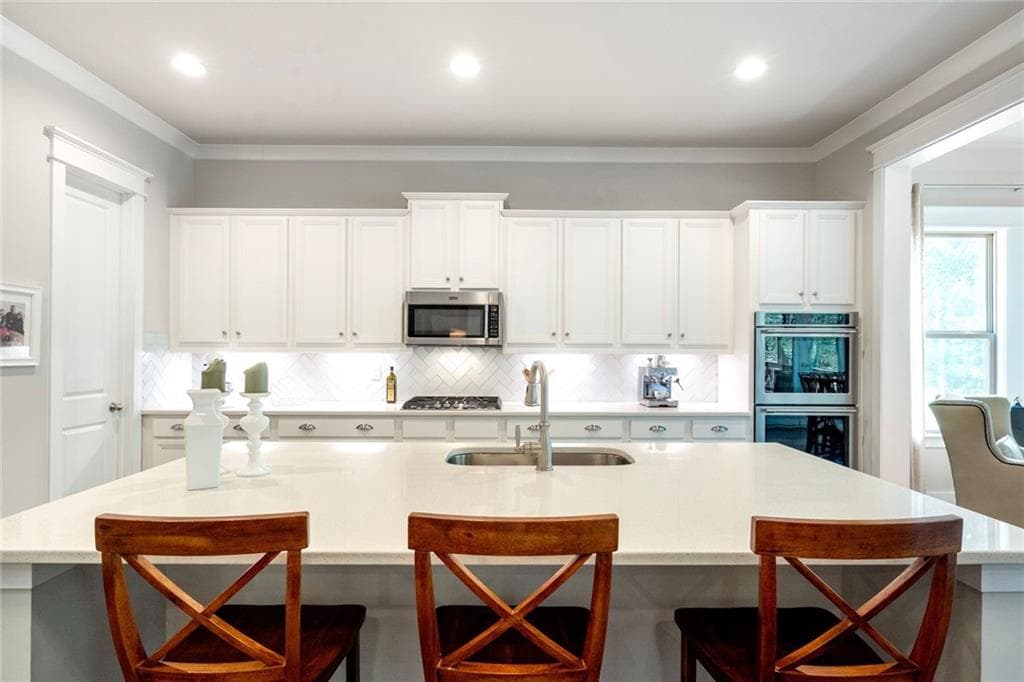 3 bedroom, 4 bathroom, 6,646 sq ft single family residence for sale at 34 Deepwater Court, Dawsonville, GA 30534 — photo 7