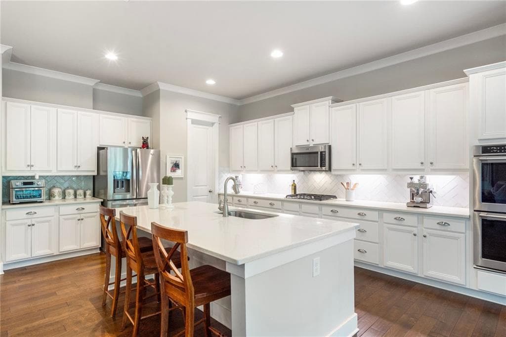 3 bedroom, 4 bathroom, 6,646 sq ft single family residence for sale at 34 Deepwater Court, Dawsonville, GA 30534 — photo 9