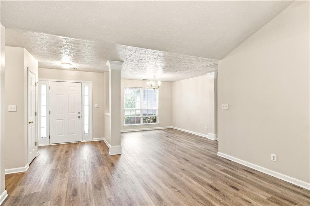 3 bedroom, 2 bathroom, 1,648 sq ft single family residence for sale at 1426 Hyde Court, Hampton, GA 30228 — photo 4