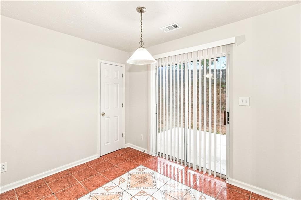 3 bedroom, 2 bathroom, 1,648 sq ft single family residence for sale at 1426 Hyde Court, Hampton, GA 30228 — photo 8