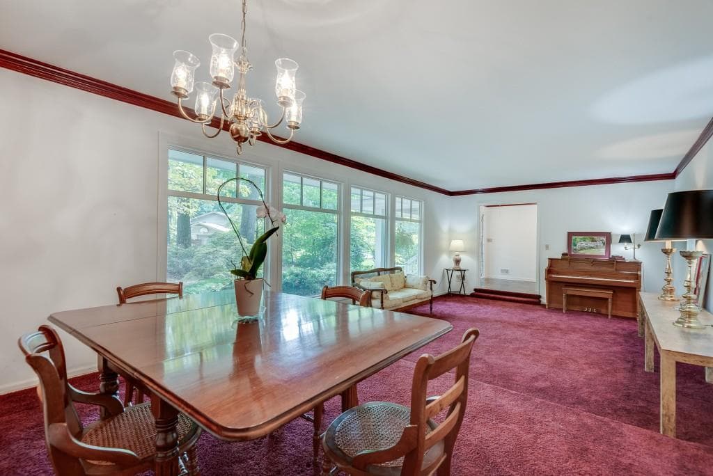 5 bedroom, 3 bathroom, 2,885 sq ft single family residence for sale at 1800 Angelique Drive, Decatur, GA 30033 — photo 7