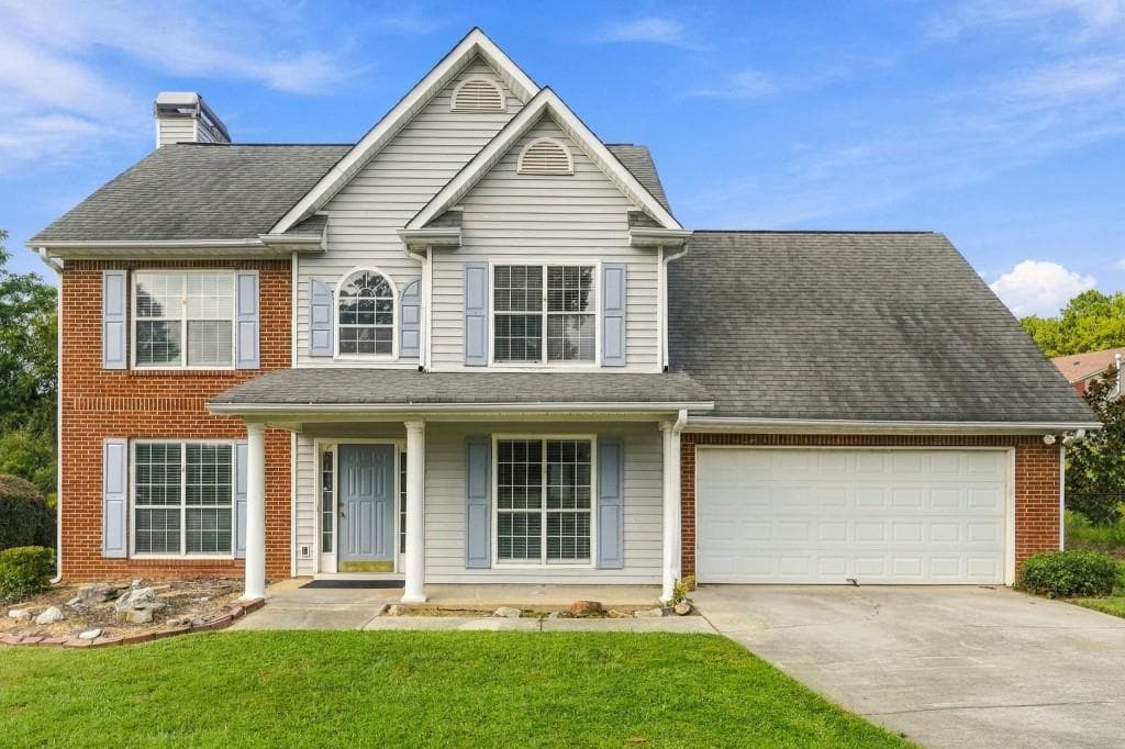 4 bedroom, 3 bathroom, 2,036 sq ft single family residence for sale at 40 Summer Leigh Drive, Stockbridge, GA 30281
