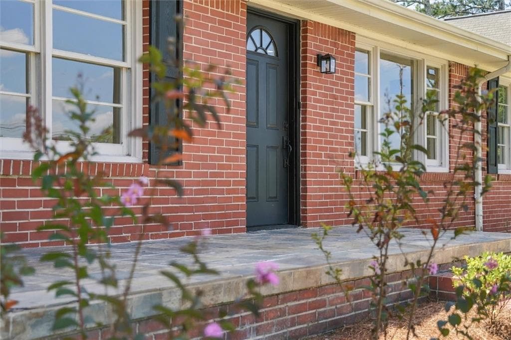 4 bedroom, 2 bathroom, 2,488 sq ft single family residence for sale at 2631 Whitney Road, Monroe, GA 30655 — photo 7