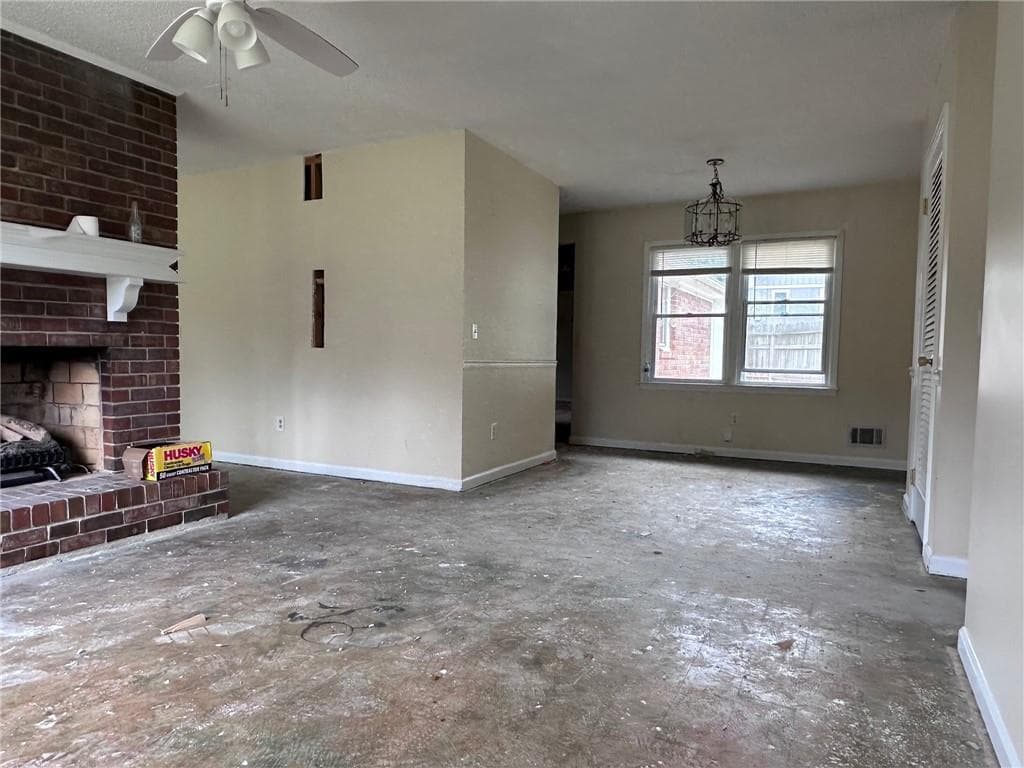 4 bedroom, 2 bathroom, 2,055 sq ft single family residence for sale at 224 Stone Mill Lane, Marietta, GA 30064 — photo 5