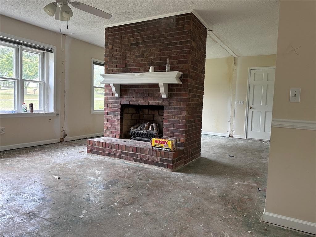 4 bedroom, 2 bathroom, 2,055 sq ft single family residence for sale at 224 Stone Mill Lane, Marietta, GA 30064 — photo 7