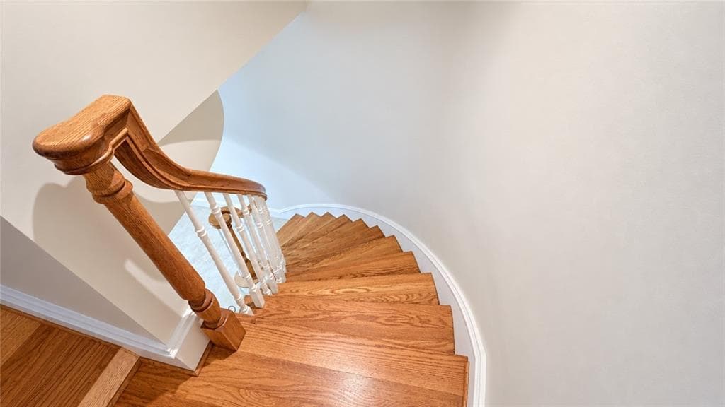 5 bedroom, 5 bathroom, 4,441 sq ft single family residence for rent at 2370 Friars Gate Drive, Lawrenceville, GA 30043 for $3,200 a month — photo 4