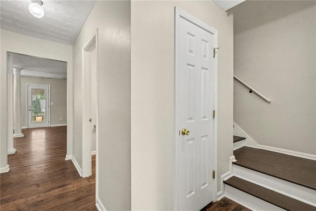 3 bedroom, 3 bathroom, 1,737 sq ft single family residence for sale at 310 Parkview Place Drive, Mcdonough, GA 30253 — photo 10