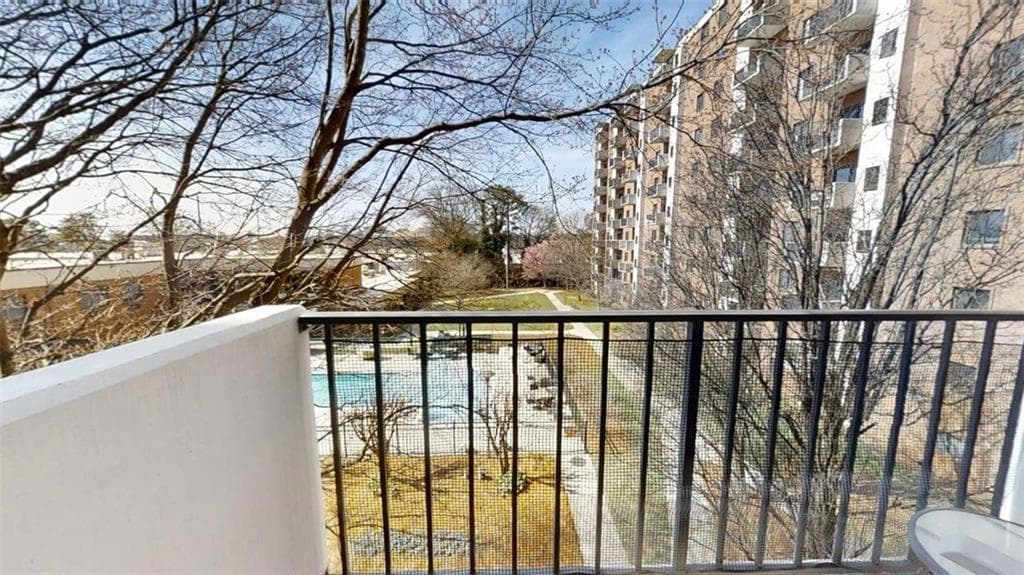 2 bedroom, 2 bathroom, 1,070 sq ft condominium for sale at 300 Johnson Ferry Road A404, Sandy Springs, GA 30328
