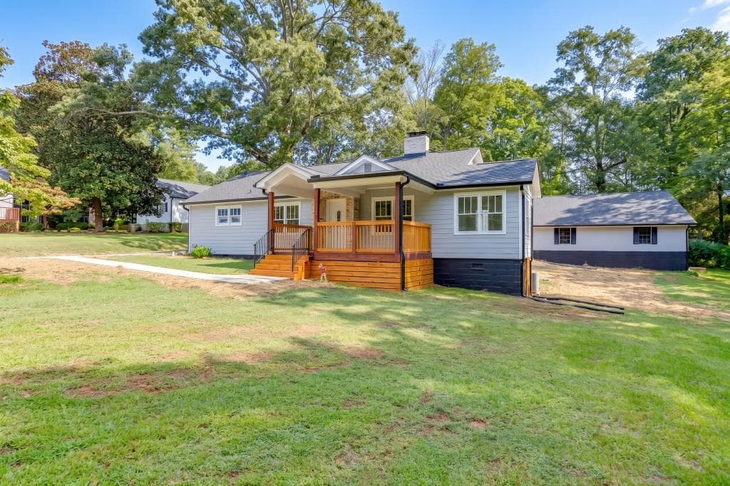 3 bedroom, 3 bathroom, 1,896 sq ft single family residence for sale at 1057 Ferndale Street, Stone Mountain, GA 30083 — photo 2