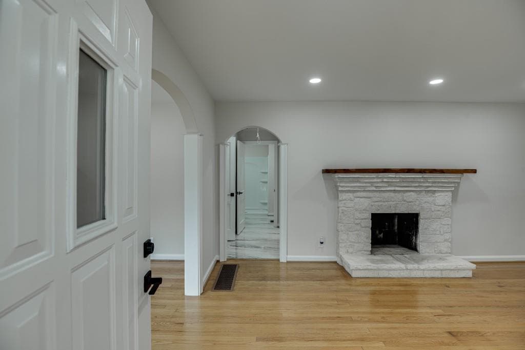 3 bedroom, 3 bathroom, 1,896 sq ft single family residence for sale at 1057 Ferndale Street, Stone Mountain, GA 30083 — photo 6