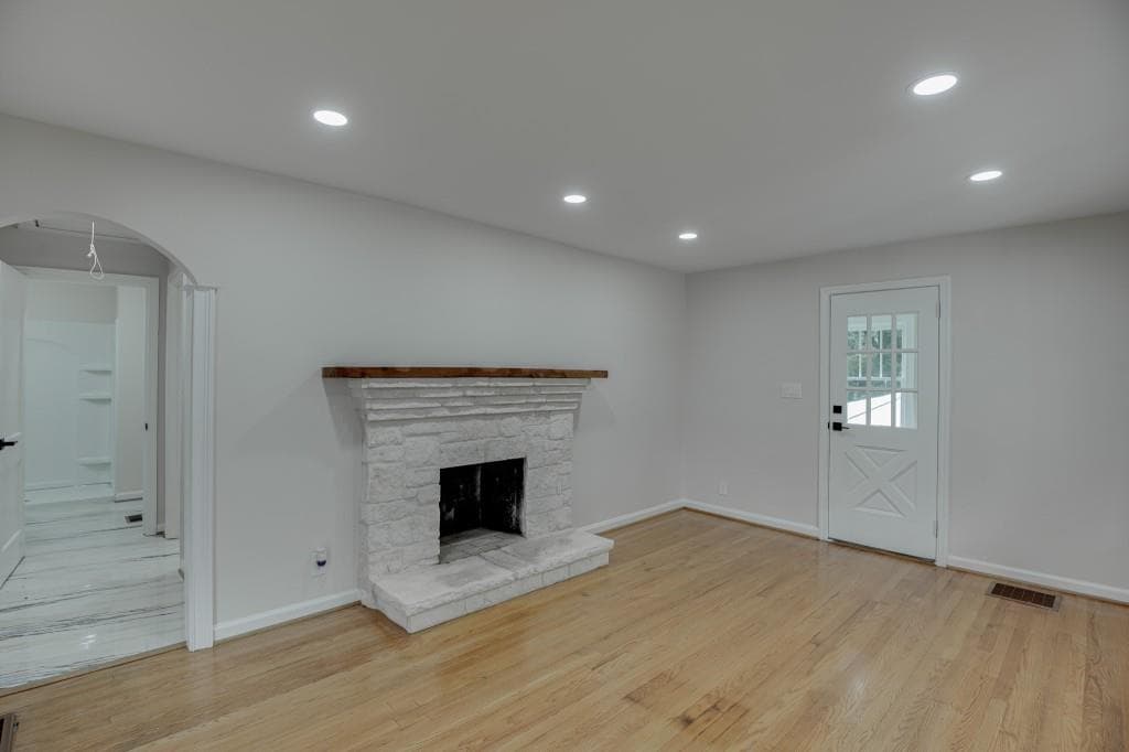 3 bedroom, 3 bathroom, 1,896 sq ft single family residence for sale at 1057 Ferndale Street, Stone Mountain, GA 30083 — photo 7