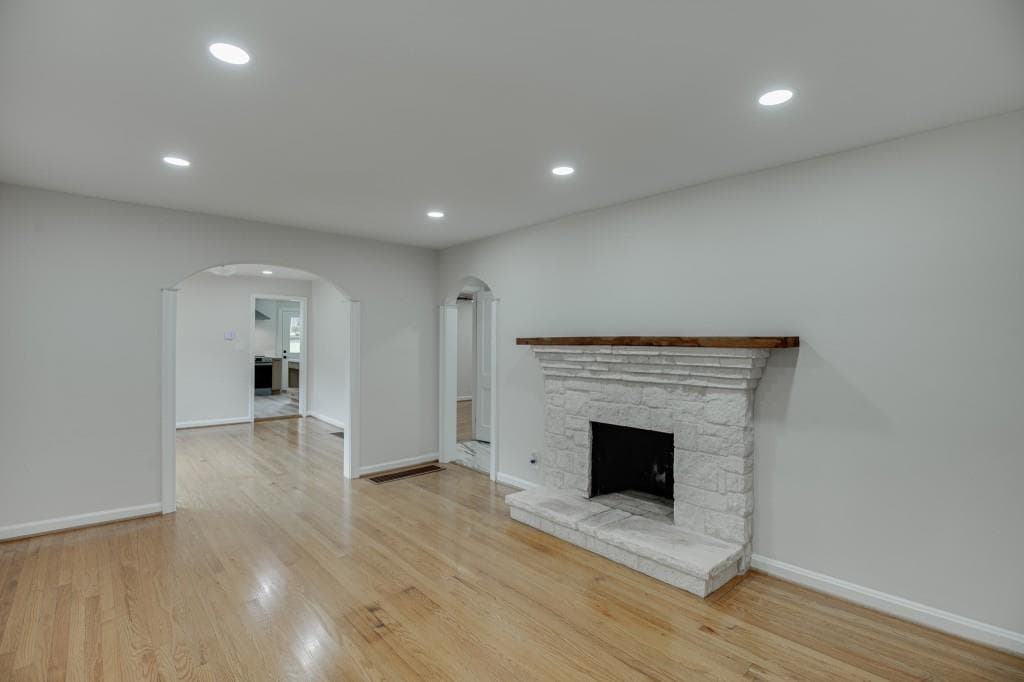 3 bedroom, 3 bathroom, 1,896 sq ft single family residence for sale at 1057 Ferndale Street, Stone Mountain, GA 30083 — photo 8