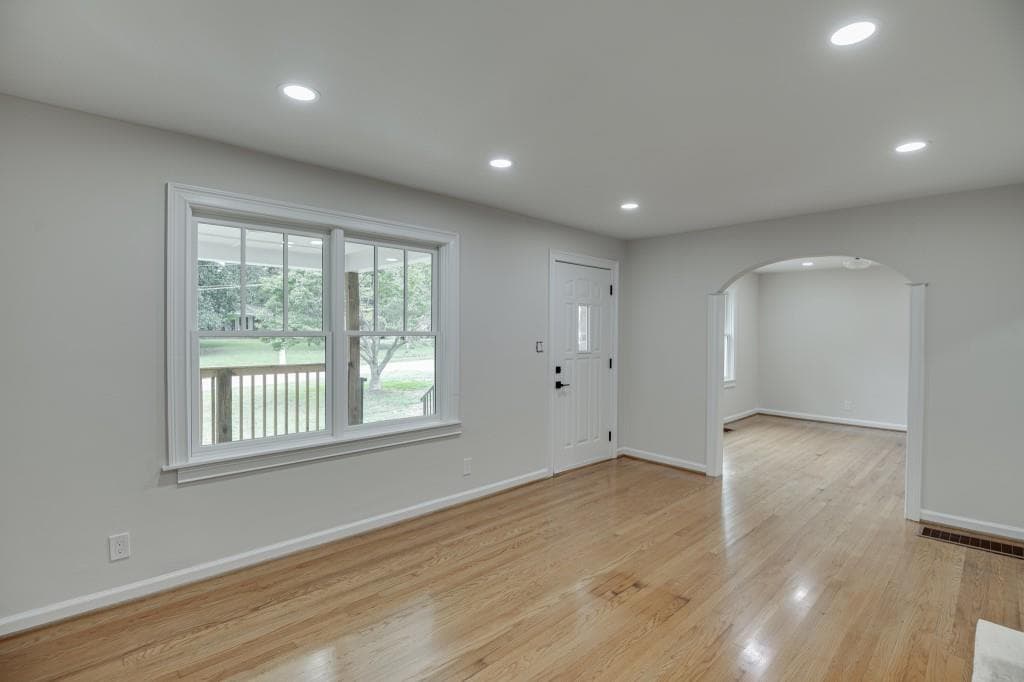 3 bedroom, 3 bathroom, 1,896 sq ft single family residence for sale at 1057 Ferndale Street, Stone Mountain, GA 30083 — photo 9