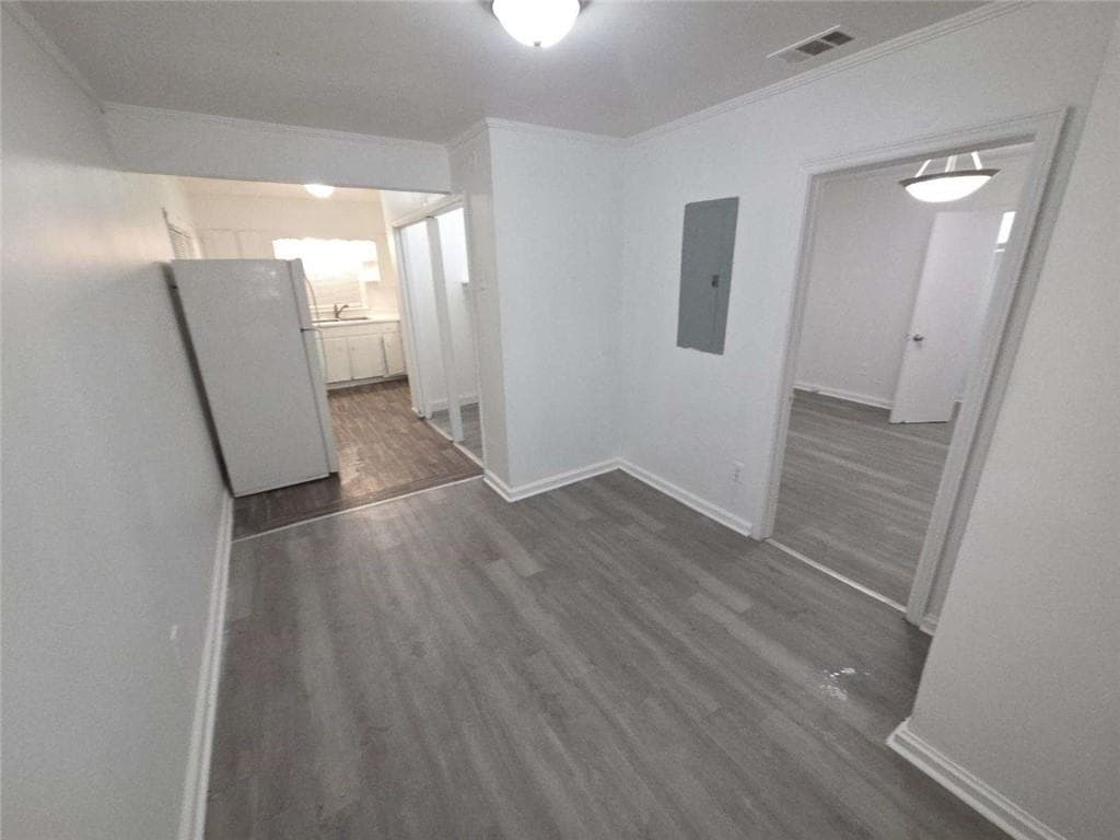 3 bedroom, 2 bathroom, 1,244 sq ft single family residence for sale at 3280 Napier Avenue, Macon, GA 31204 — photo 2