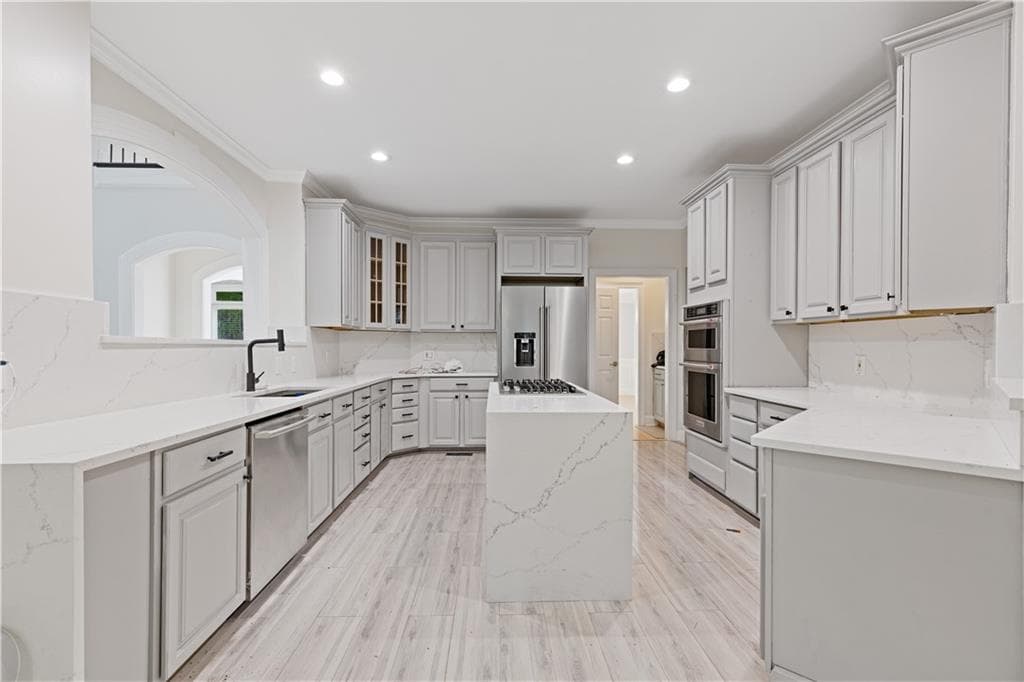 5 bedroom, 5 bathroom, 5,107 sq ft single family residence for sale at 8430 Valemont Drive, Sandy Springs, GA 30350 — photo 4