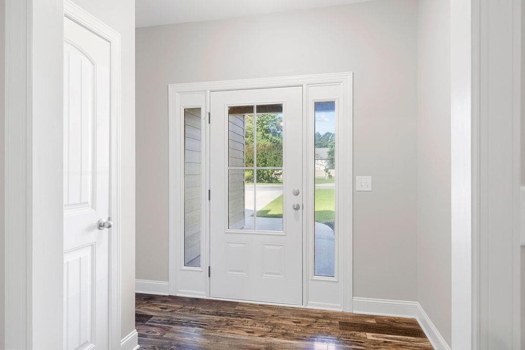3 bedroom, 2 bathroom, 1,634 sq ft single family residence for sale at 16 Round Rock Circle, Rome, GA 30161 — photo 3