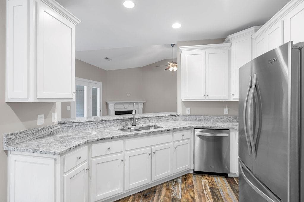3 bedroom, 2 bathroom, 1,634 sq ft single family residence for sale at 16 Round Rock Circle, Rome, GA 30161 — photo 10