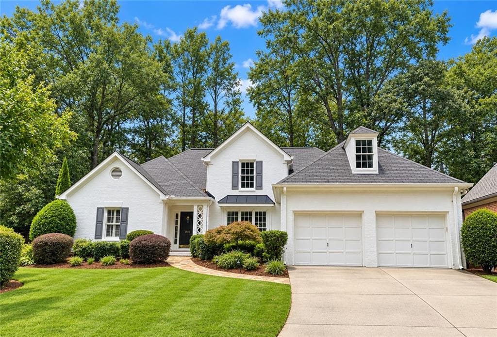 3 bedroom, 3 bathroom, 2,600 sq ft single family residence for sale at 4505 Woodhaven, Marietta, GA 30067 — photo 1 of 20