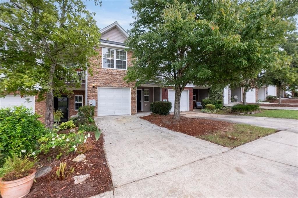 2 bedroom, 3 bathroom, 1,268 sq ft townhouse for rent at 1436 Box Circle, Winder, GA 30680 for $1,950 a month — photo 2