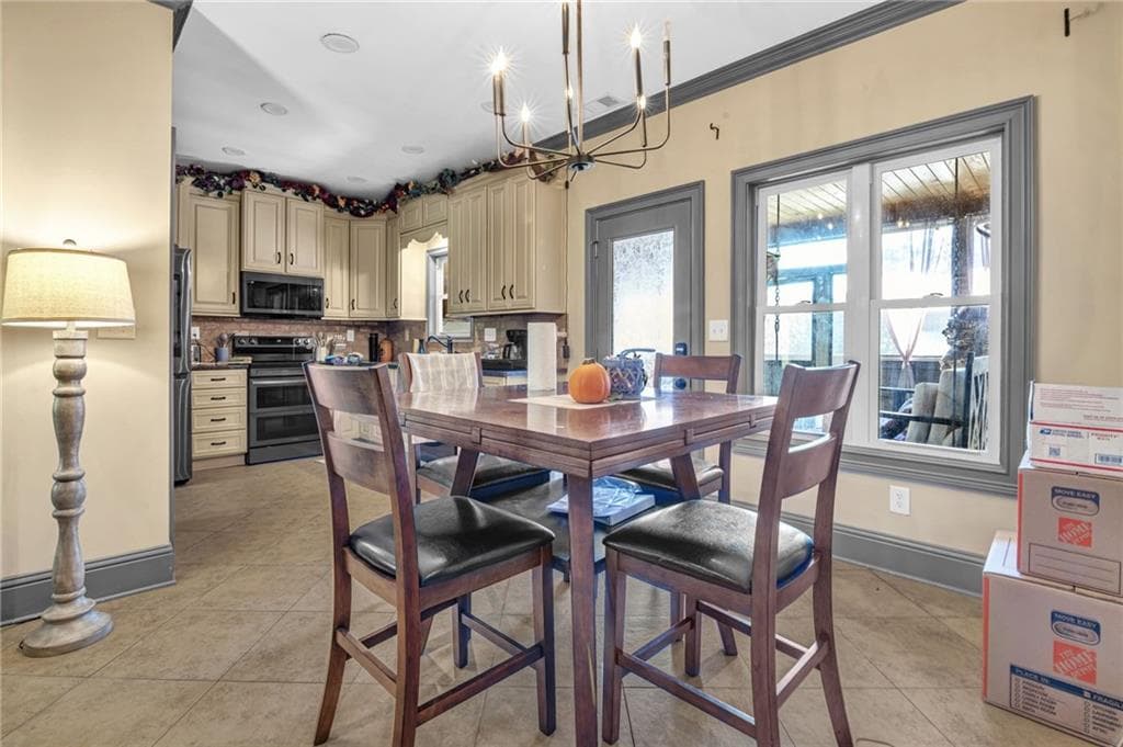 4 bedroom, 3 bathroom, 3,013 sq ft single family residence for sale at 1220 Lester Road, Douglasville, GA 30134 — photo 4