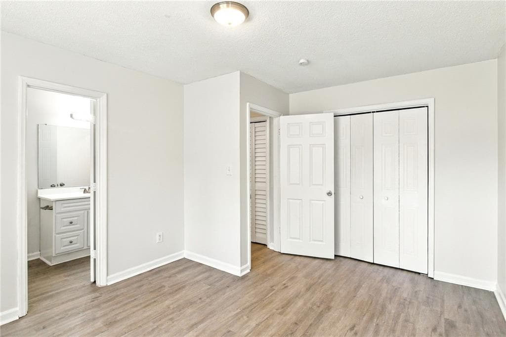 3 bedroom, 2 bathroom, 1,436 sq ft single family residence for rent at 7980 Woodlake Drive, Riverdale, GA 30274 for $1,940 a month — photo 6