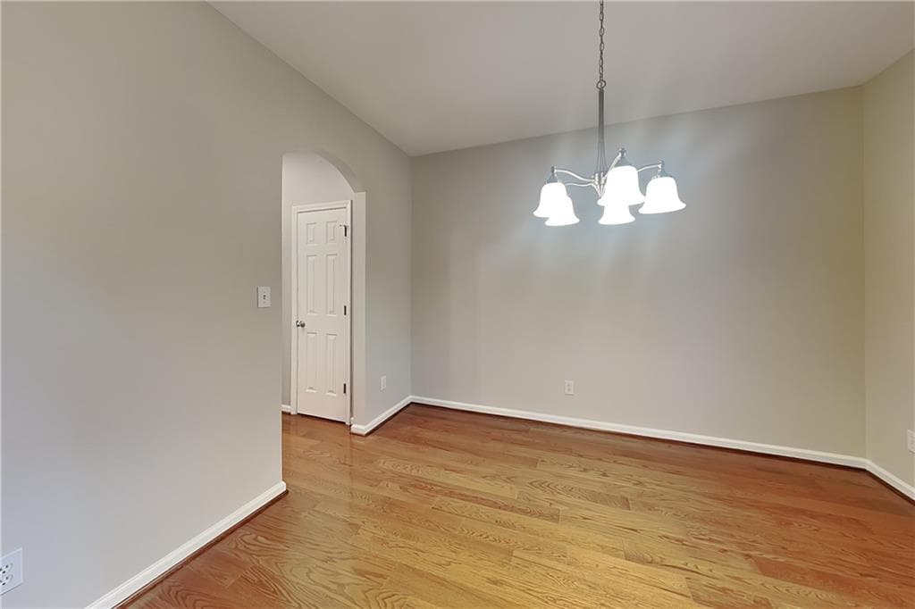 4 bedroom, 3 bathroom, 2,021 sq ft single family residence for rent at 327 Laurel Glen Crossing, Canton, GA 30114 for $2,550 a month — photo 6