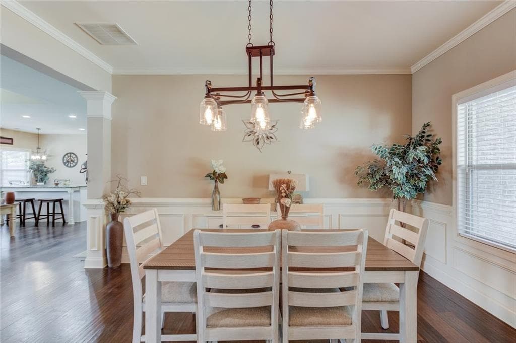 4 bedroom, 3 bathroom, 2,821 sq ft single family residence for sale at 5601 Creek Dale, Buford, GA 30518 — photo 5