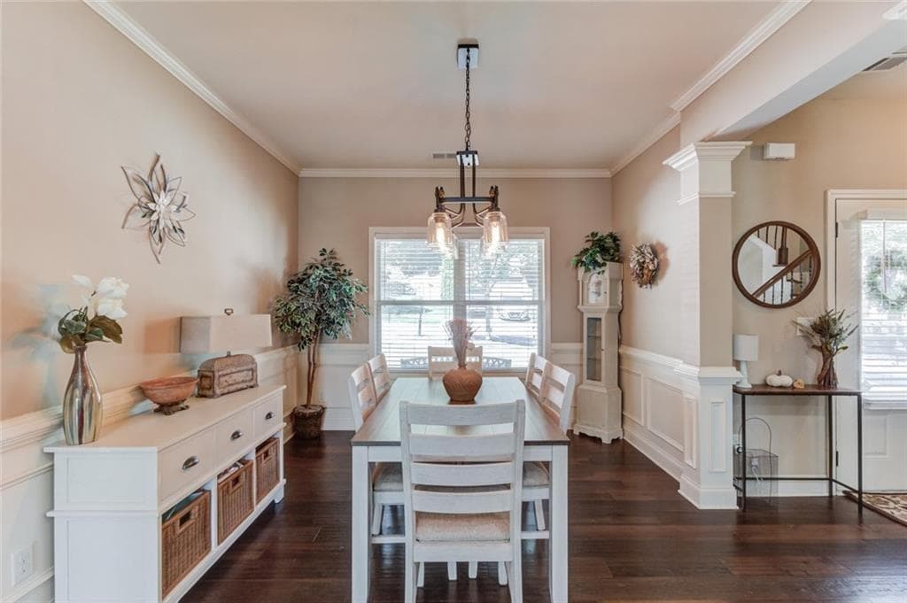 4 bedroom, 3 bathroom, 2,821 sq ft single family residence for sale at 5601 Creek Dale, Buford, GA 30518 — photo 6
