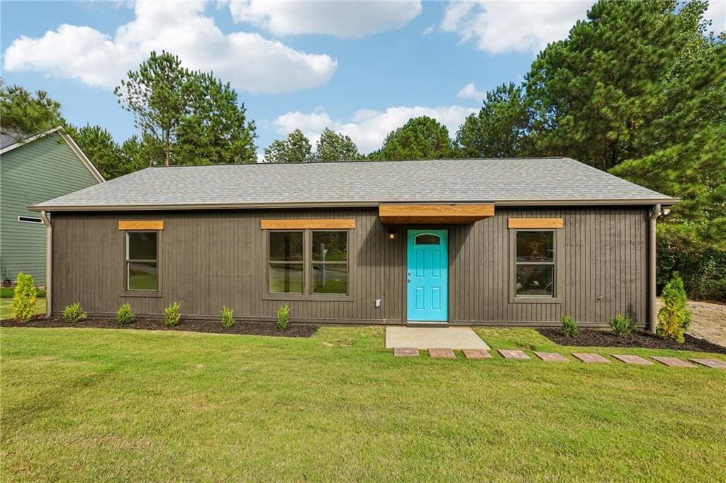 3 bedroom, 2 bathroom, 1,185 sq ft single family residence for sale at 179 Ambrose Drive, Jasper, GA 30143