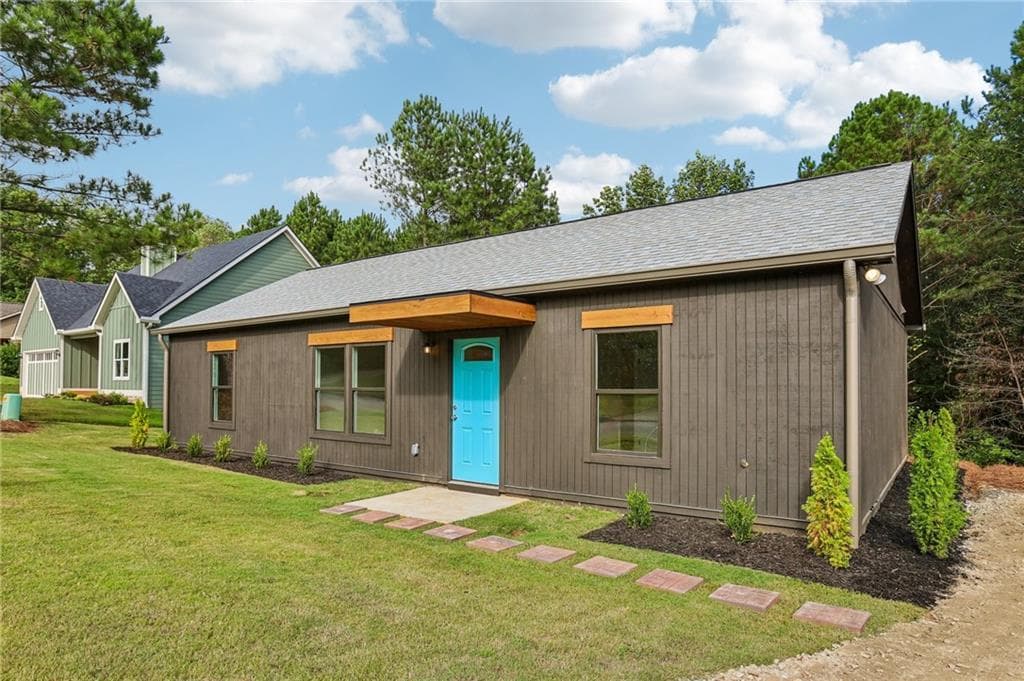 3 bedroom, 2 bathroom, 1,185 sq ft single family residence for sale at 179 Ambrose Drive, Jasper, GA 30143 — photo 2