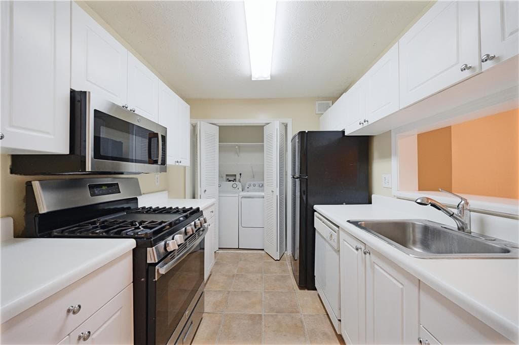 1 bedroom, 1 bathroom, 859 sq ft condominium for sale at 303 Summit North Drive, Atlanta, GA 30324 — photo 9