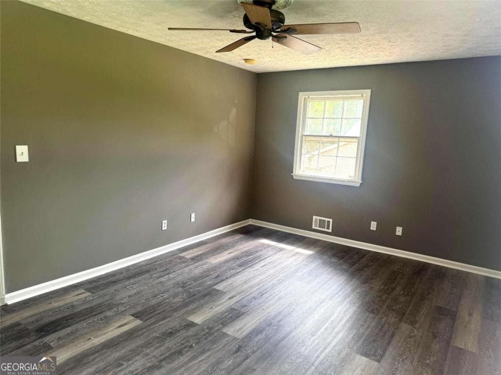 4 bedroom, 3 bathroom, 1,898 sq ft single family residence for sale at 2910 Stanton Rd SE, Conyers, GA 30094 — photo 7