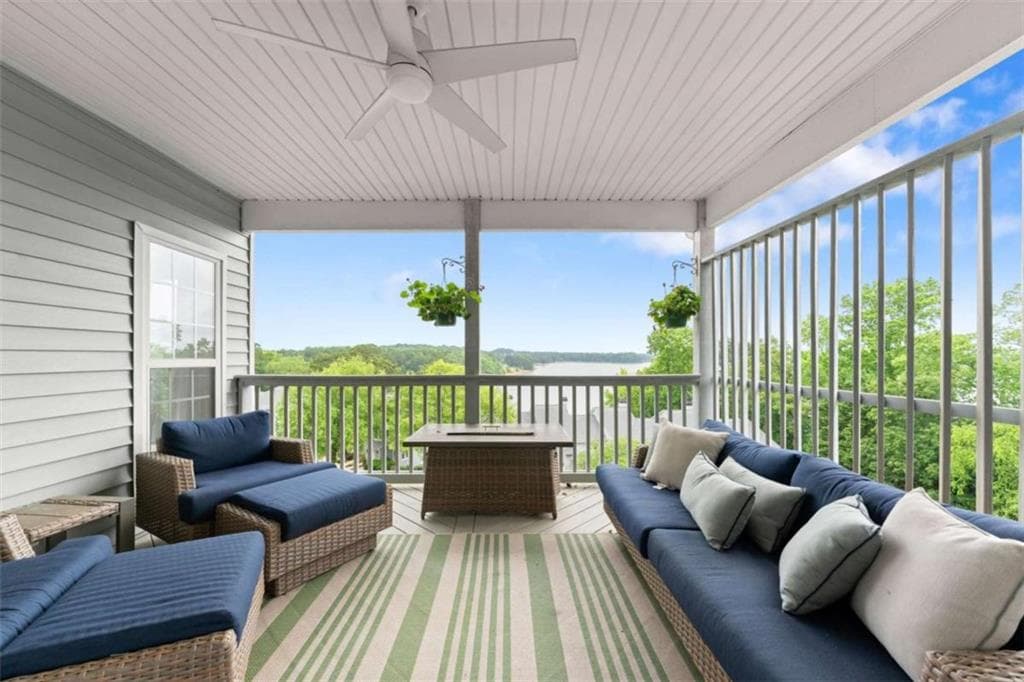 2 bedroom, 2 bathroom, 1,437 sq ft condominium for sale at 2300 Habersham Marina Road 302, Cumming, GA 30041 — photo 2