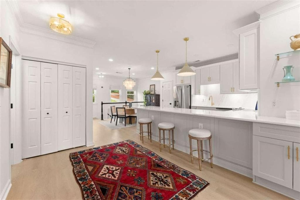 2 bedroom, 2 bathroom, 1,437 sq ft condominium for sale at 2300 Habersham Marina Road 302, Cumming, GA 30041 — photo 10
