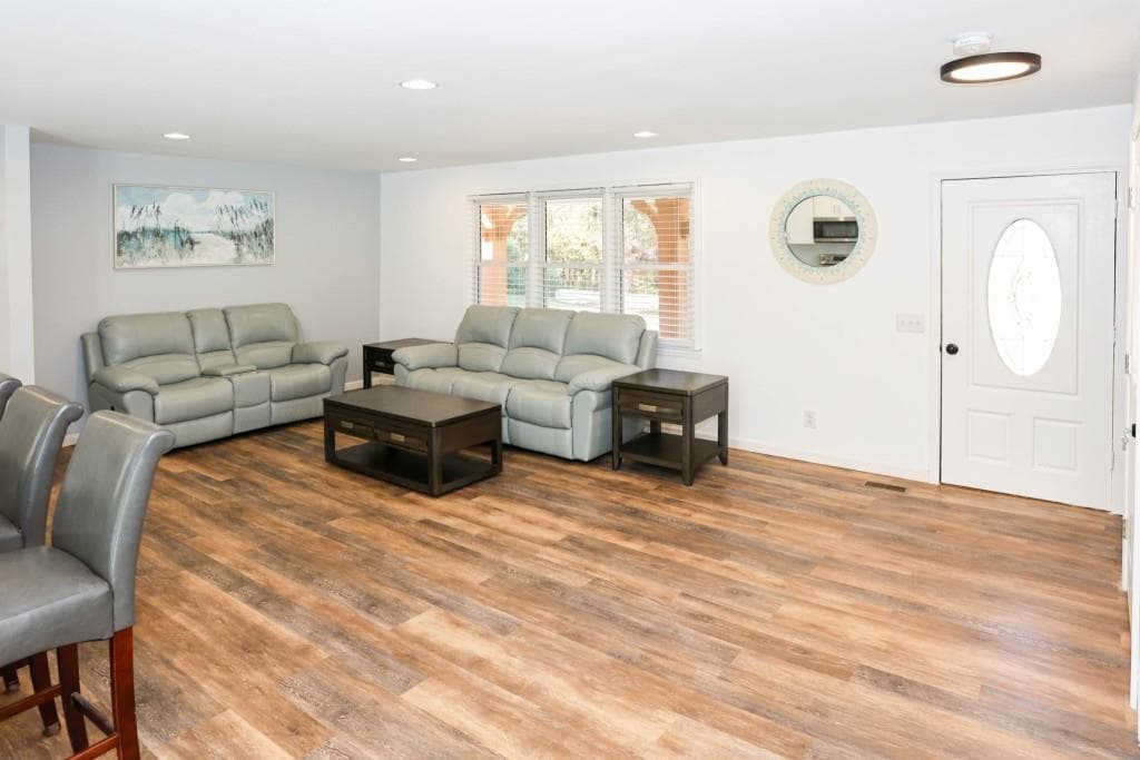 3 bedroom, 2 bathroom, 1,550 sq ft single family residence for rent at 6157 Orville Drive MAIN, Flowery Branch, GA 30542 for $2,000 a month — photo 6