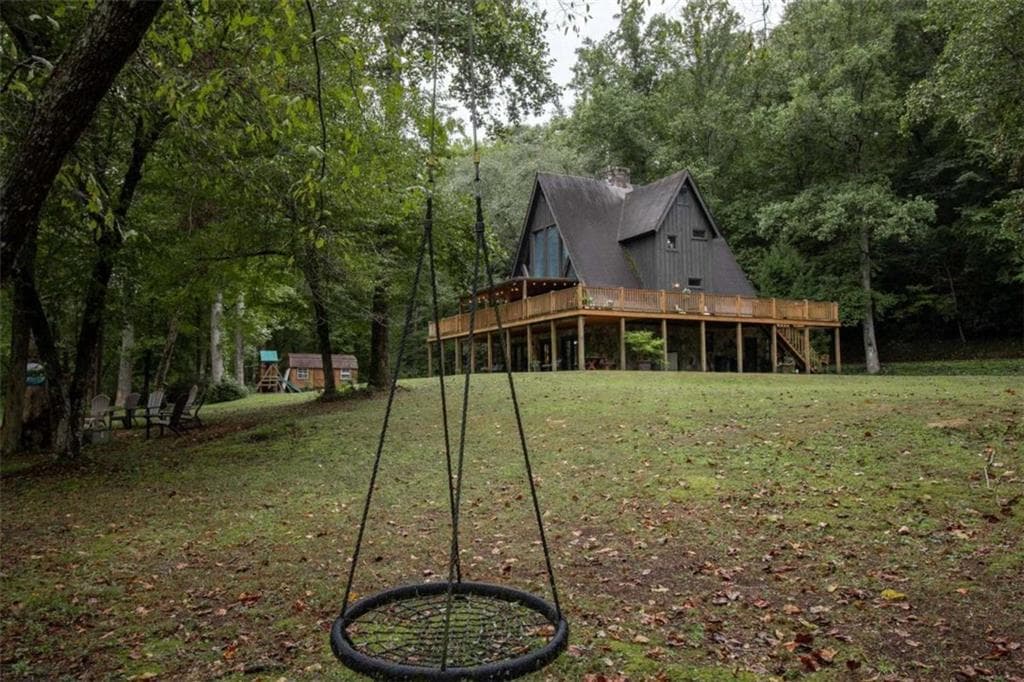 4 bedroom, 3 bathroom, 2,983 sq ft single family residence for sale at 525 Riverside Drive, East Ellijay, GA 30540 — photo 3