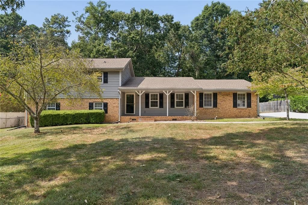 4 bedroom, 3 bathroom, 2,271 sq ft single family residence for sale at 2119 Eastwood Drive, Snellville, GA 30078
