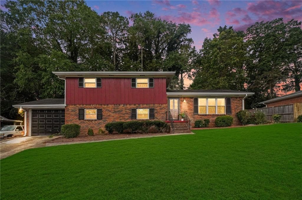 4 bedroom, 2 bathroom, 2,284 sq ft single family residence for sale at 2959 Edna Lane, Decatur, GA 30032