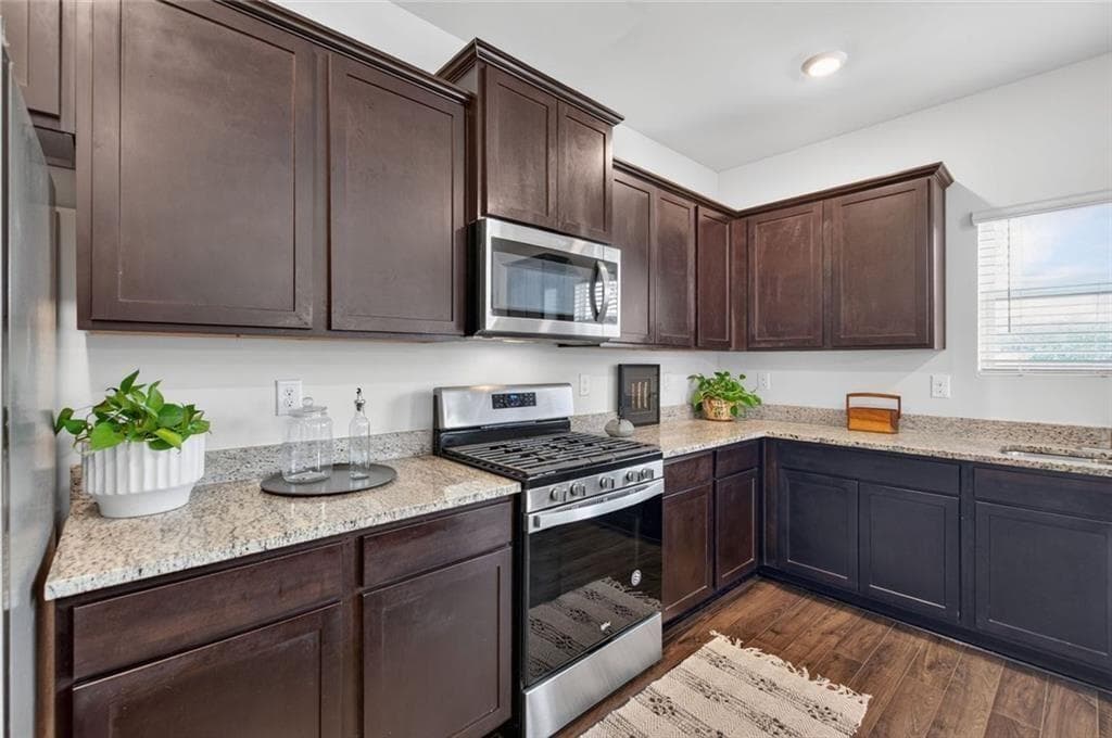 5 bedroom, 5 bathroom, 4,054 sq ft single family residence for sale at 4134 Eliza Drive, Lithonia, GA 30038 — photo 5
