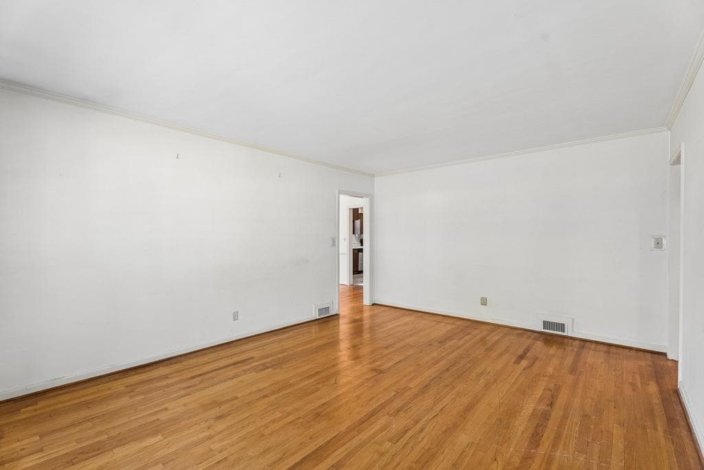 3 bedroom, 3 bathroom, 2,152 sq ft single family residence for sale at 1343 Emory Road, Atlanta, GA 30306 — photo 7
