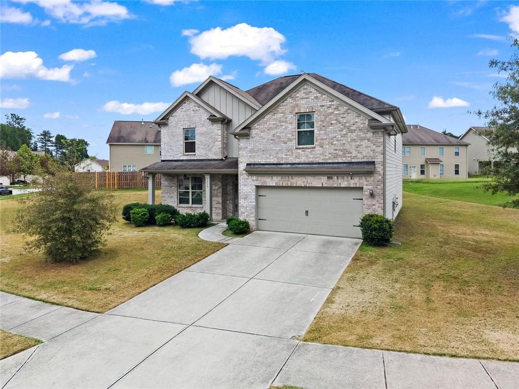 5 bedroom, 3 bathroom, 2,800 sq ft single family residence for sale at 2430 Overlook Avenue, Lithonia, GA 30058 — photo 2