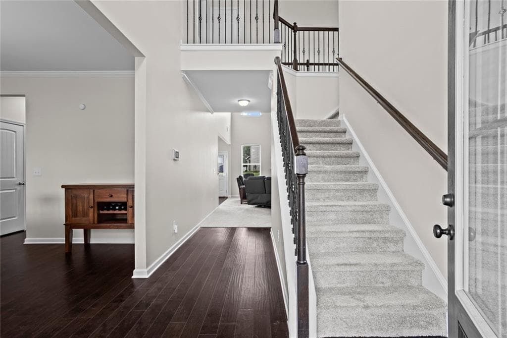 5 bedroom, 3 bathroom, 2,800 sq ft single family residence for sale at 2430 Overlook Avenue, Lithonia, GA 30058 — photo 4