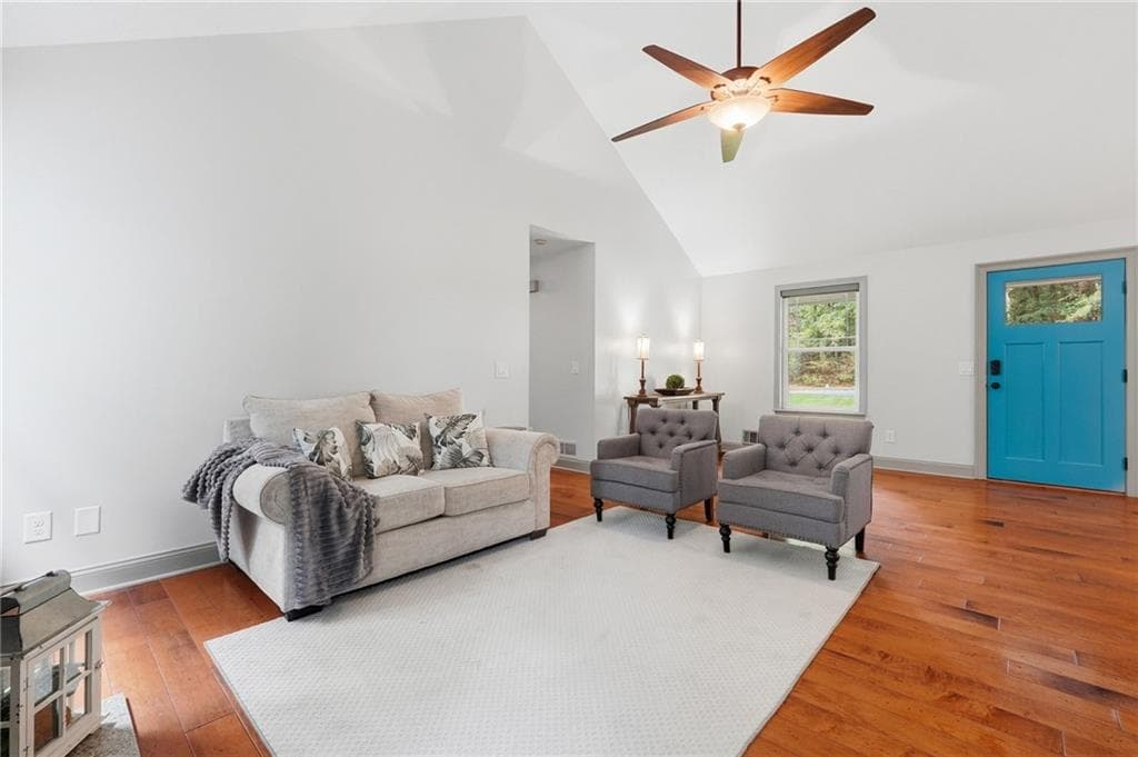 3 bedroom, 2 bathroom, 1,350 sq ft single family residence for sale at 1960 Buice Court, Cumming, GA 30028 — photo 5
