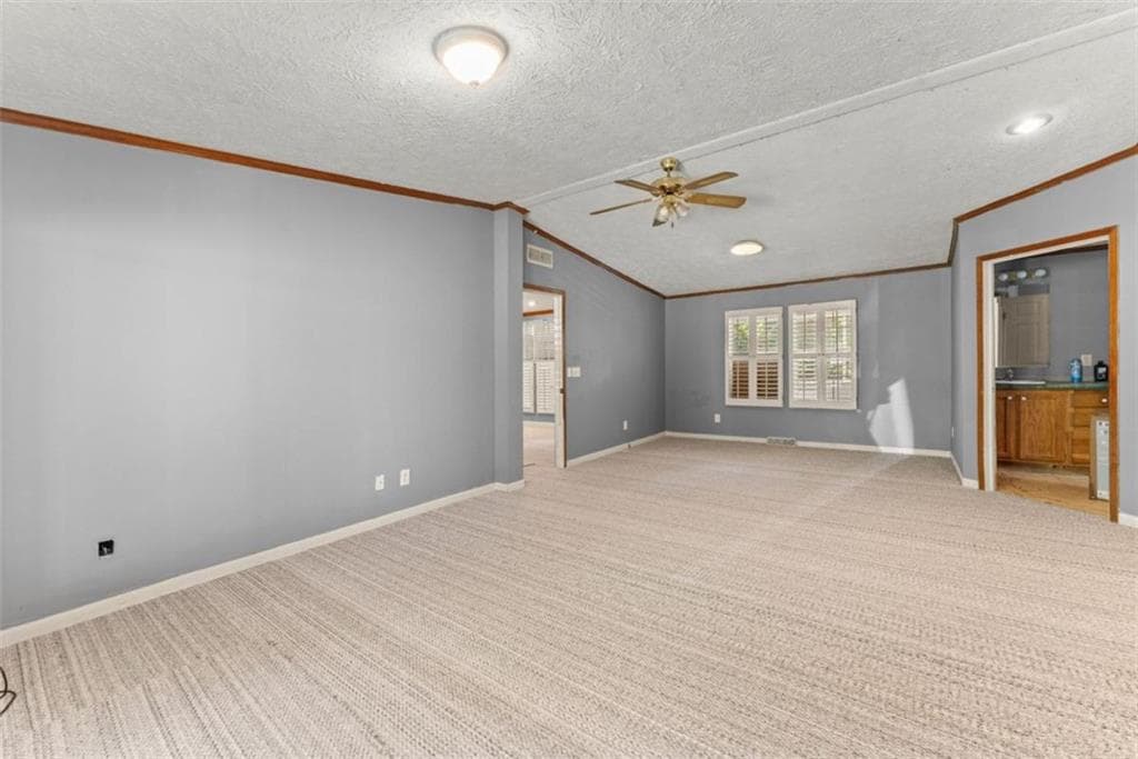 3 bedroom, 3 bathroom, 1,960 sq ft single family residence for sale at 79 Meadow Ridge Lane, Murrayville, GA 30564 — photo 7