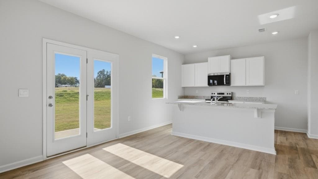 4 bedroom, 3 bathroom, 1,991 sq ft single family residence for sale at 108 Babcock Drive, Rome, GA 30165 — photo 4