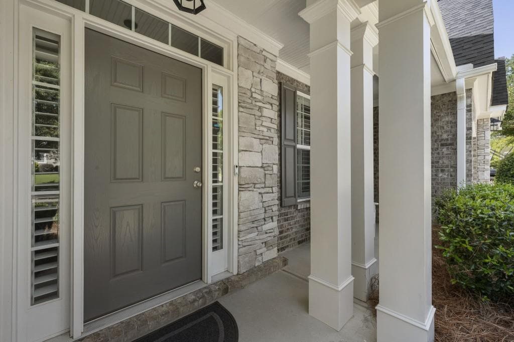 5 bedroom, 4 bathroom, 2,899 sq ft single family residence for sale at 101 Lake Reserve Way, Canton, GA 30115 — photo 4