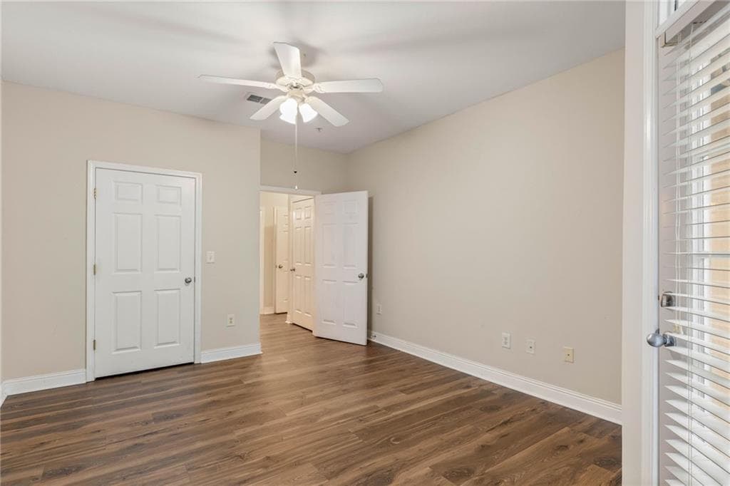 1 bedroom, 1 bathroom, 871 sq ft condominium for sale at 4105 Stratford, Decatur, GA 30033 — photo 5