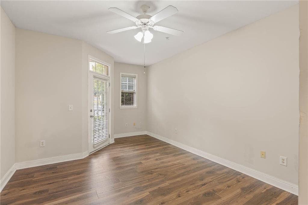 1 bedroom, 1 bathroom, 871 sq ft condominium for sale at 4105 Stratford, Decatur, GA 30033 — photo 10