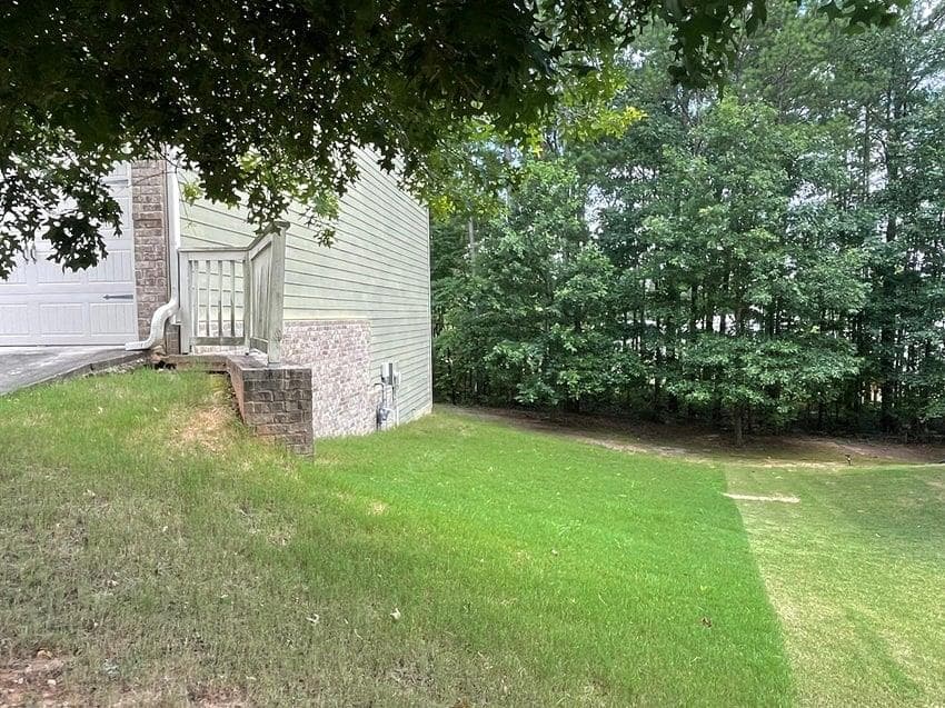 5 bedroom, 4 bathroom, 4,122 sq ft single family residence for sale at 14 Canyon View Drive, Newnan, GA 30265 — photo 3